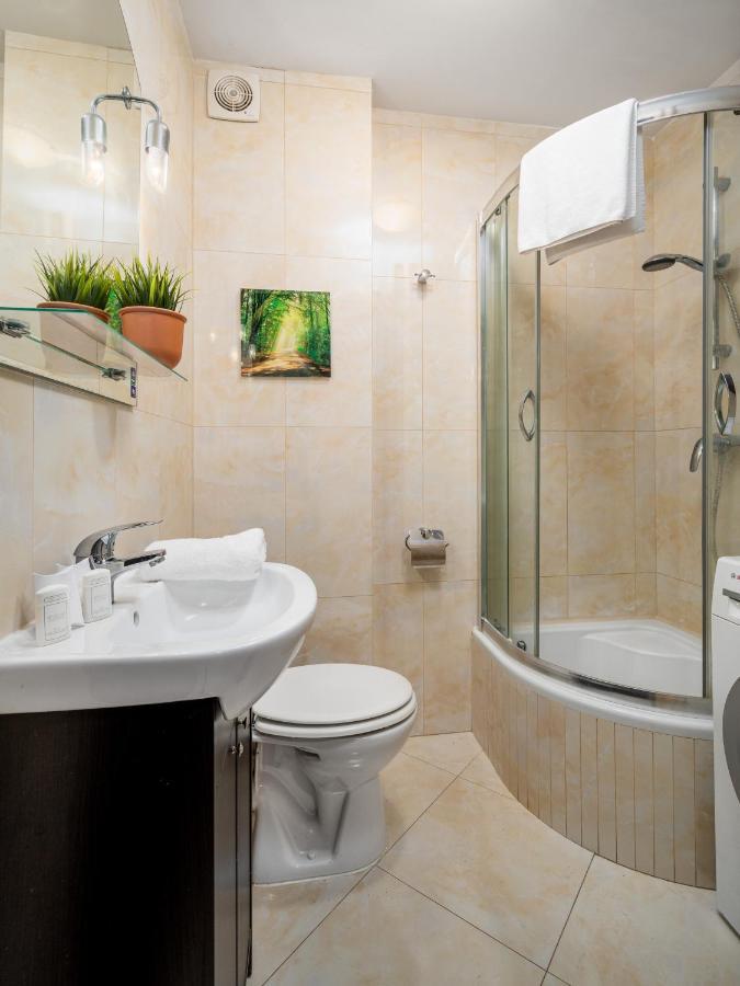 Warsaw Apartments Jana Pawla II 18 Street Екстериор снимка